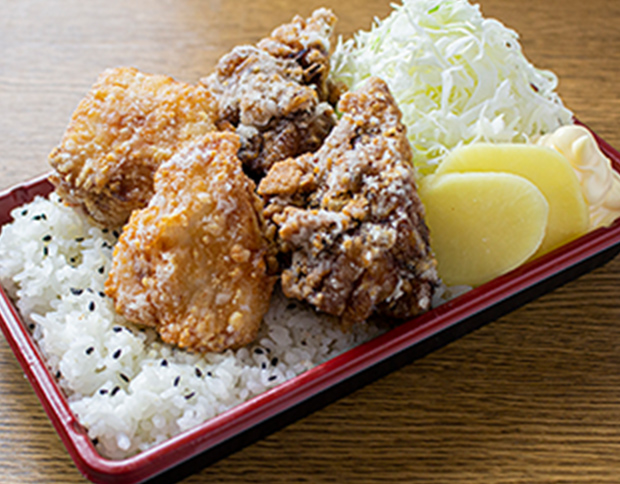 モモとムネの合い盛り弁当（モモ醤油2個・ムネ塩2個）